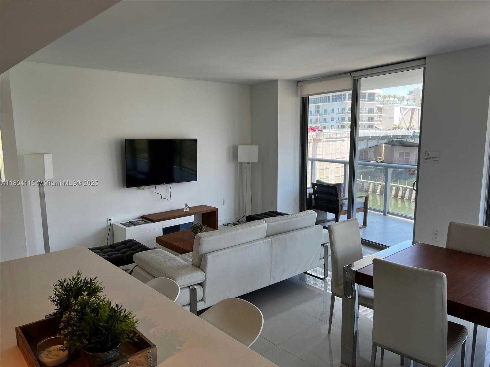 Small Image of 2600 EAST HALLANDALE BEACH BLVD #T401, Hallandale Beach Number 4