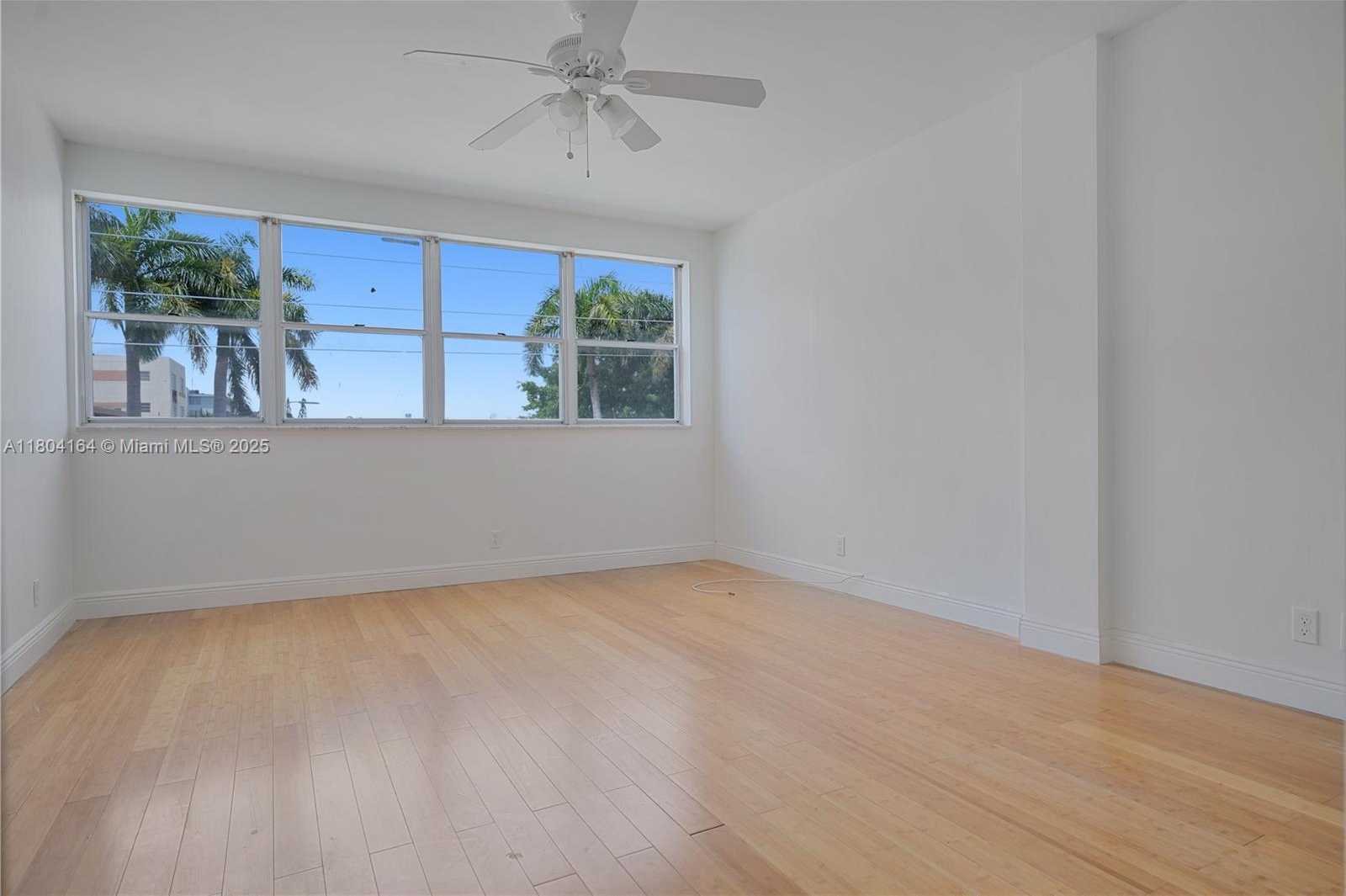 Small Image of 9381 EAST BAY HARBOR DR #301N, Bay Harbor Islands Number 27