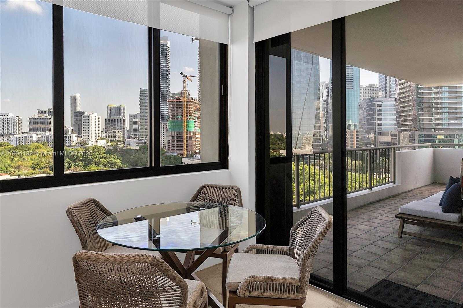 Small Image of 1581 BRICKELL AVE #707, Miami Number 24