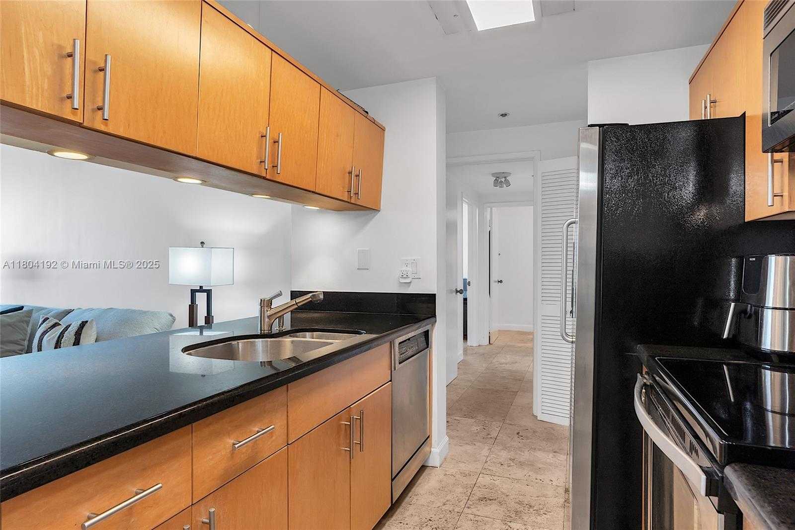 Small Image of 1581 BRICKELL AVE #707, Miami Number 8