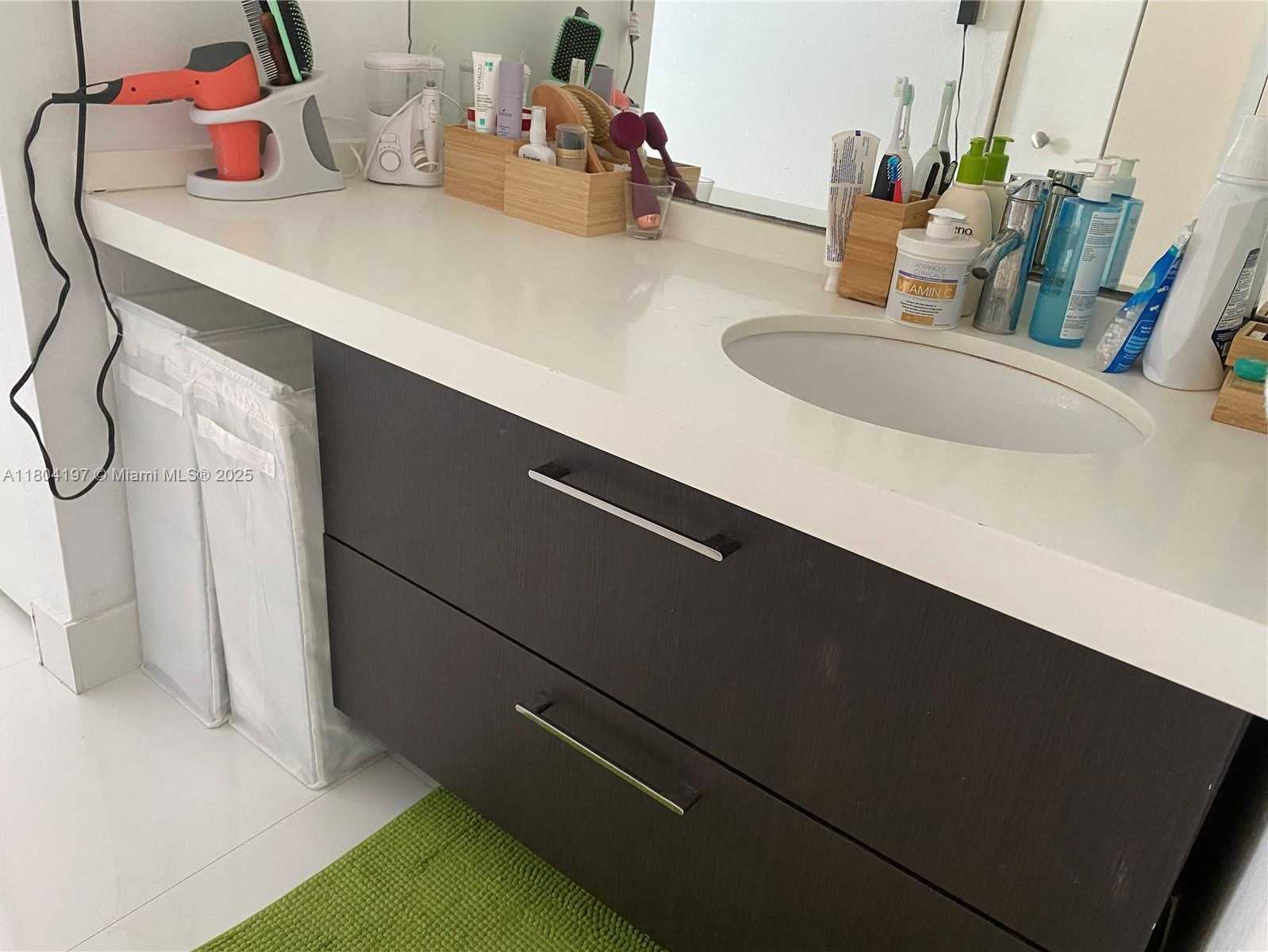 Small Image of 6900 BAY DR #10E, Miami Beach Number 28