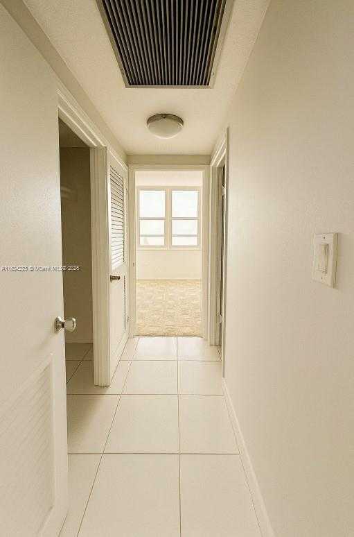 Small Image of 4747 COLLINS AVE #207, Miami Beach Number 5
