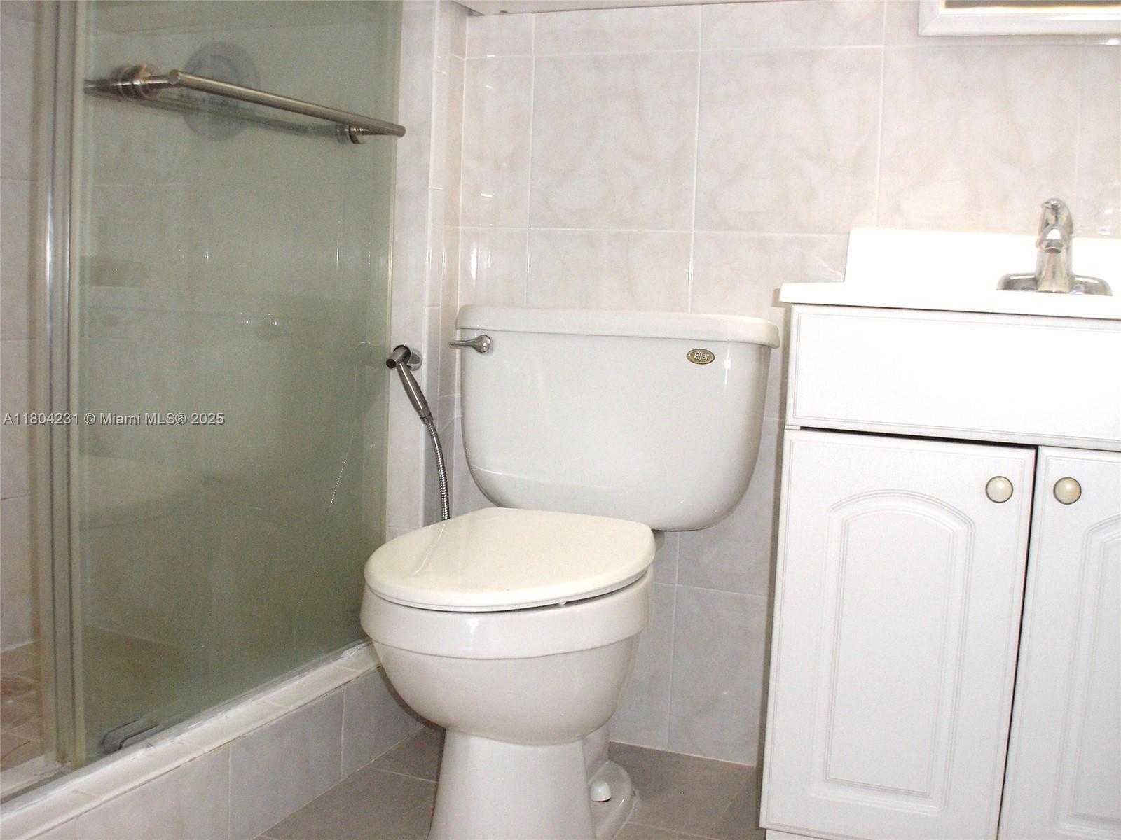 Small Image of 11111 SOUTH WEST 78TH CT, Pinecrest Number 10