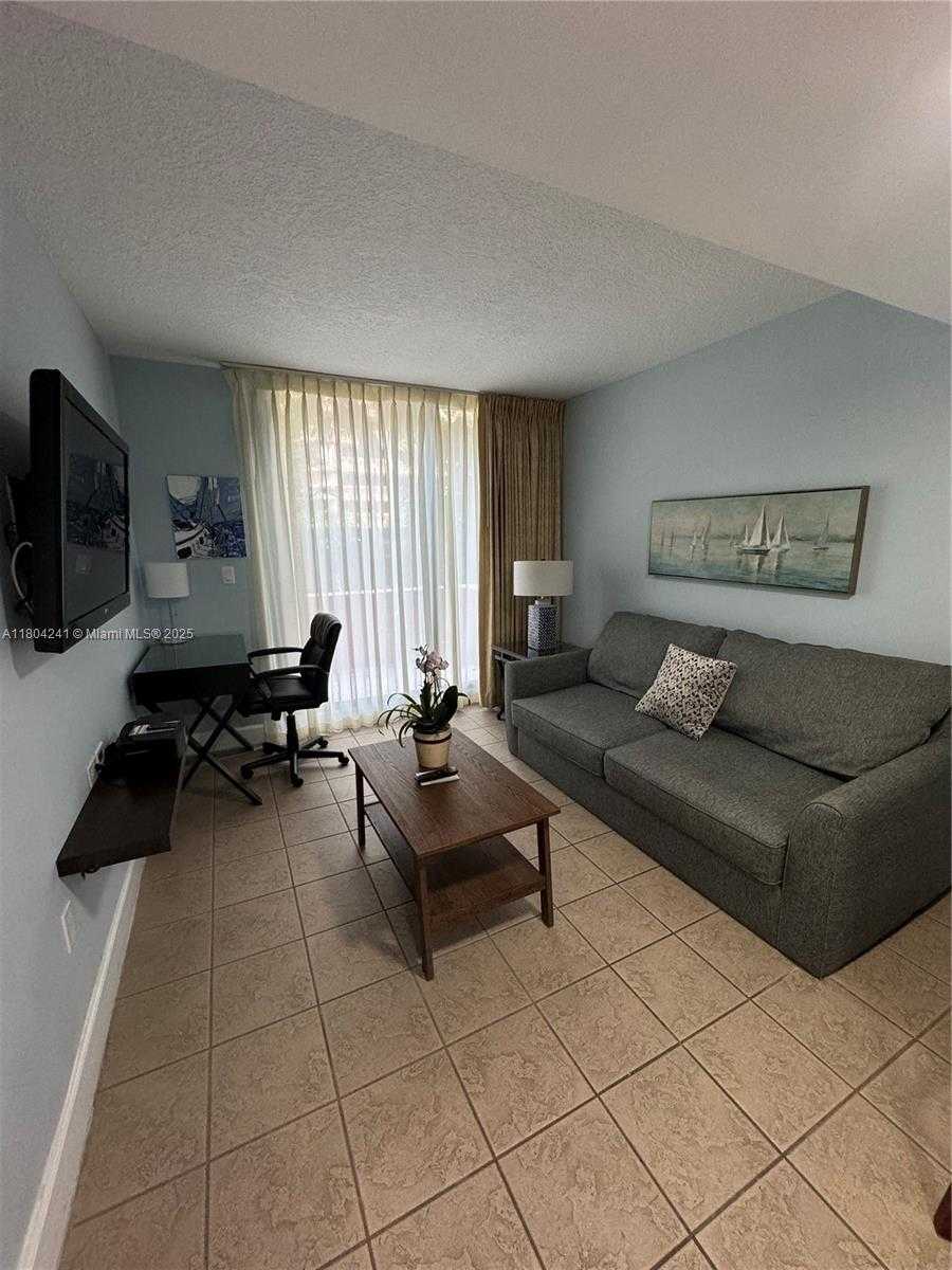 Small Image of 2951 SOUTH BAYSHORE DR #215, Miami Number 17