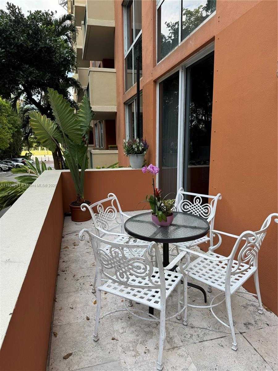 Small Image of 2951 SOUTH BAYSHORE DR #215, Miami Number 19