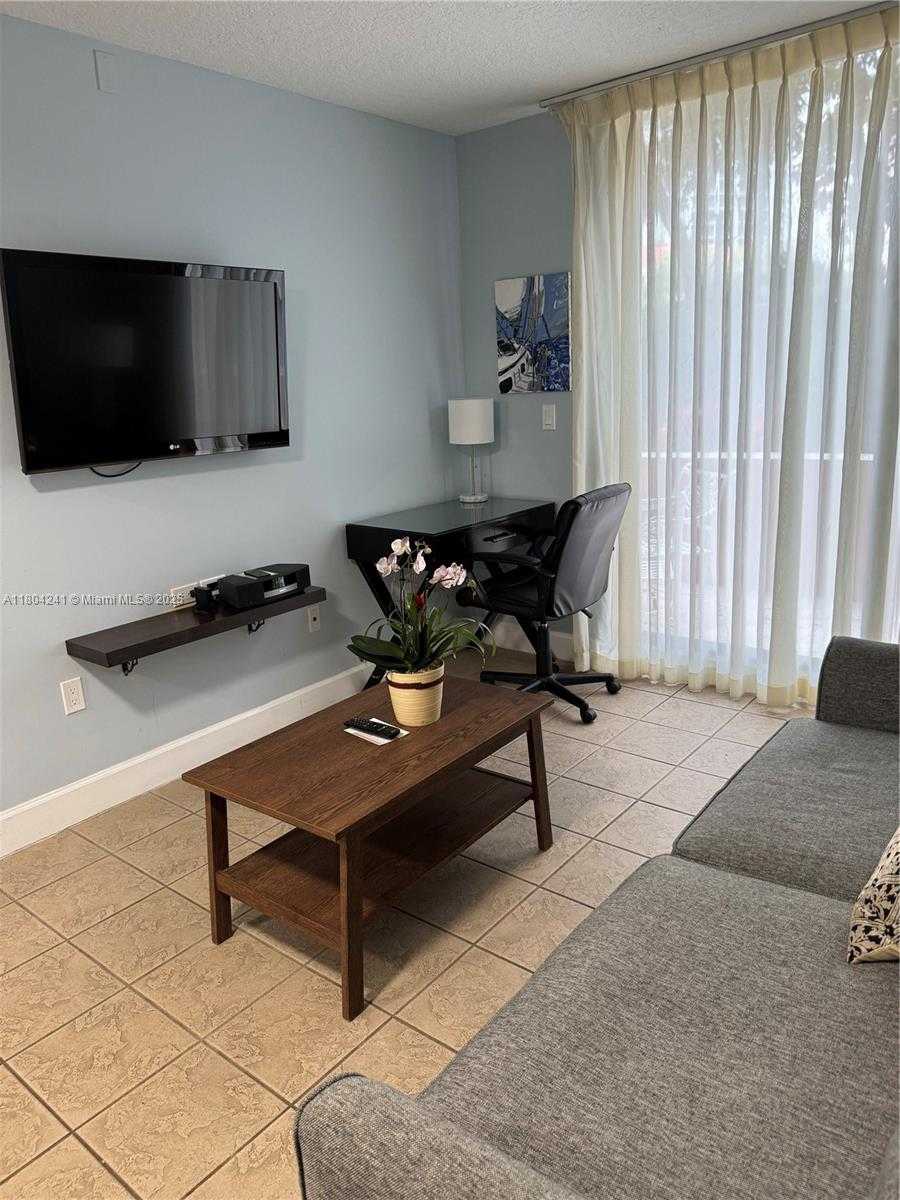 Small Image of 2951 SOUTH BAYSHORE DR #215, Miami Number 20
