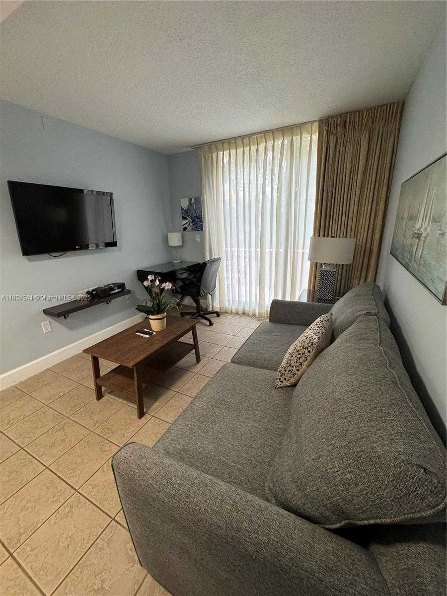 Small Image of 2951 SOUTH BAYSHORE DR #215, Miami Number 21