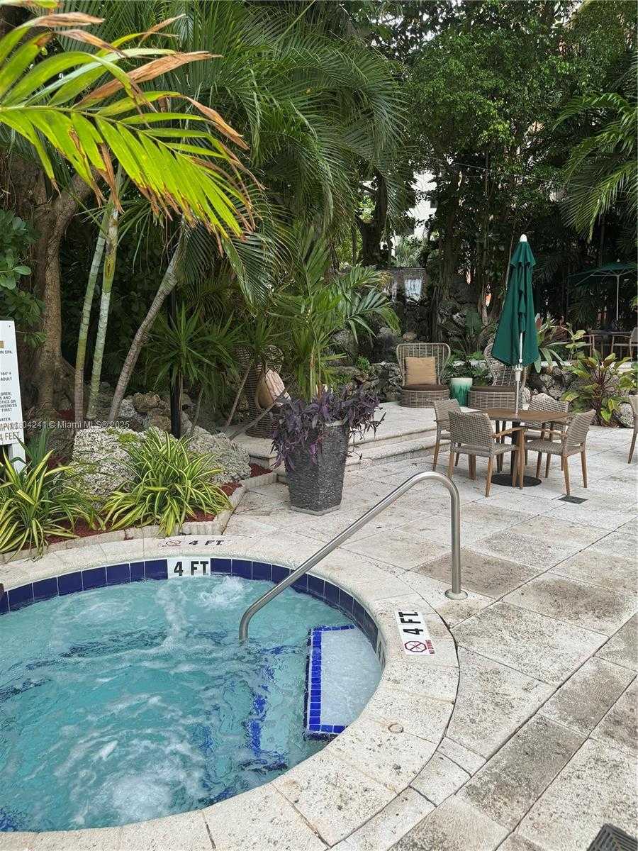 Small Image of 2951 SOUTH BAYSHORE DR #215, Miami Number 29