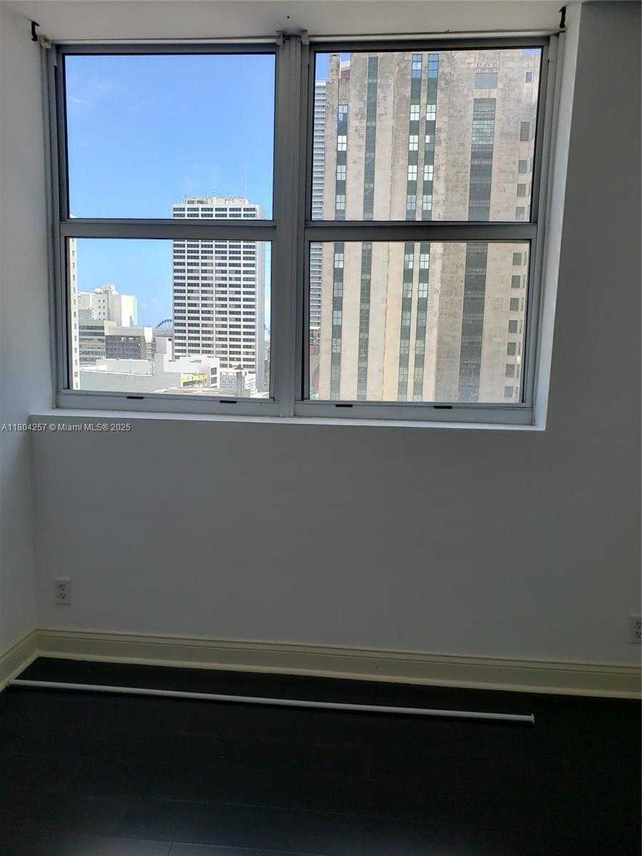 Small Image of 111 #1009, Miami Number 16