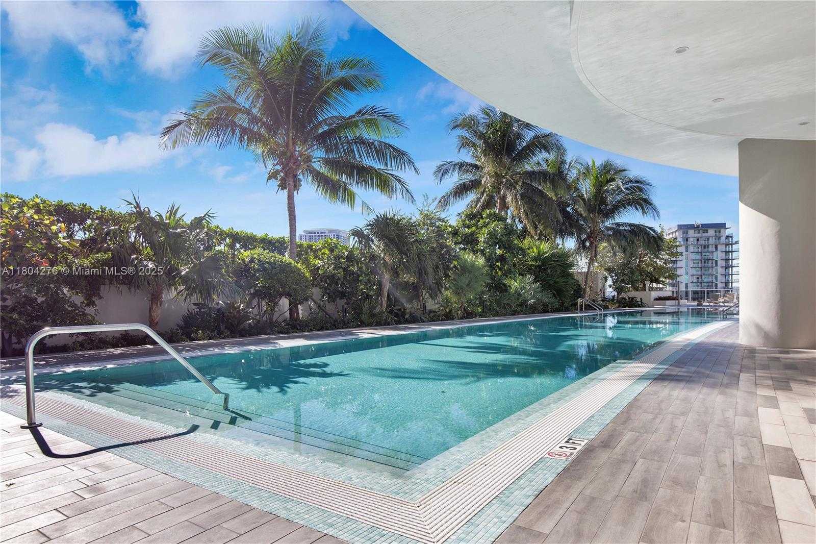 Small Image of 488 NE 18th St, Miami, FL 33132, USA Number 25