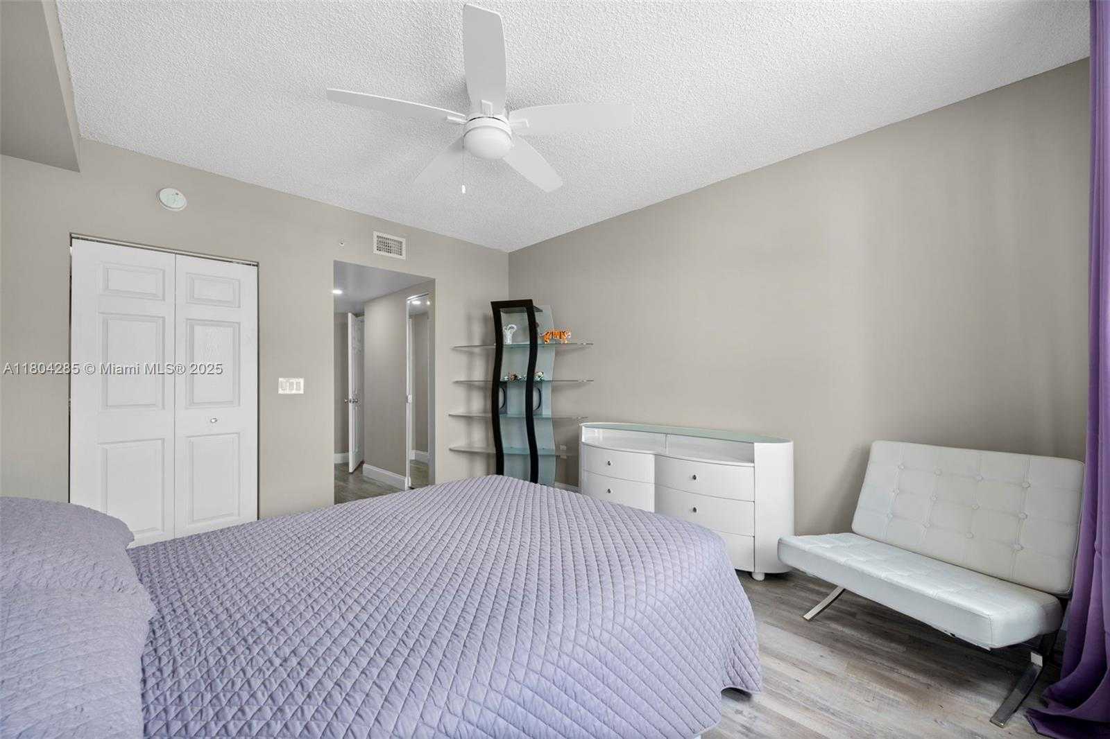 Small Image of 17150 NORTH BAY RD #2913, Sunny Isles Beach Number 11