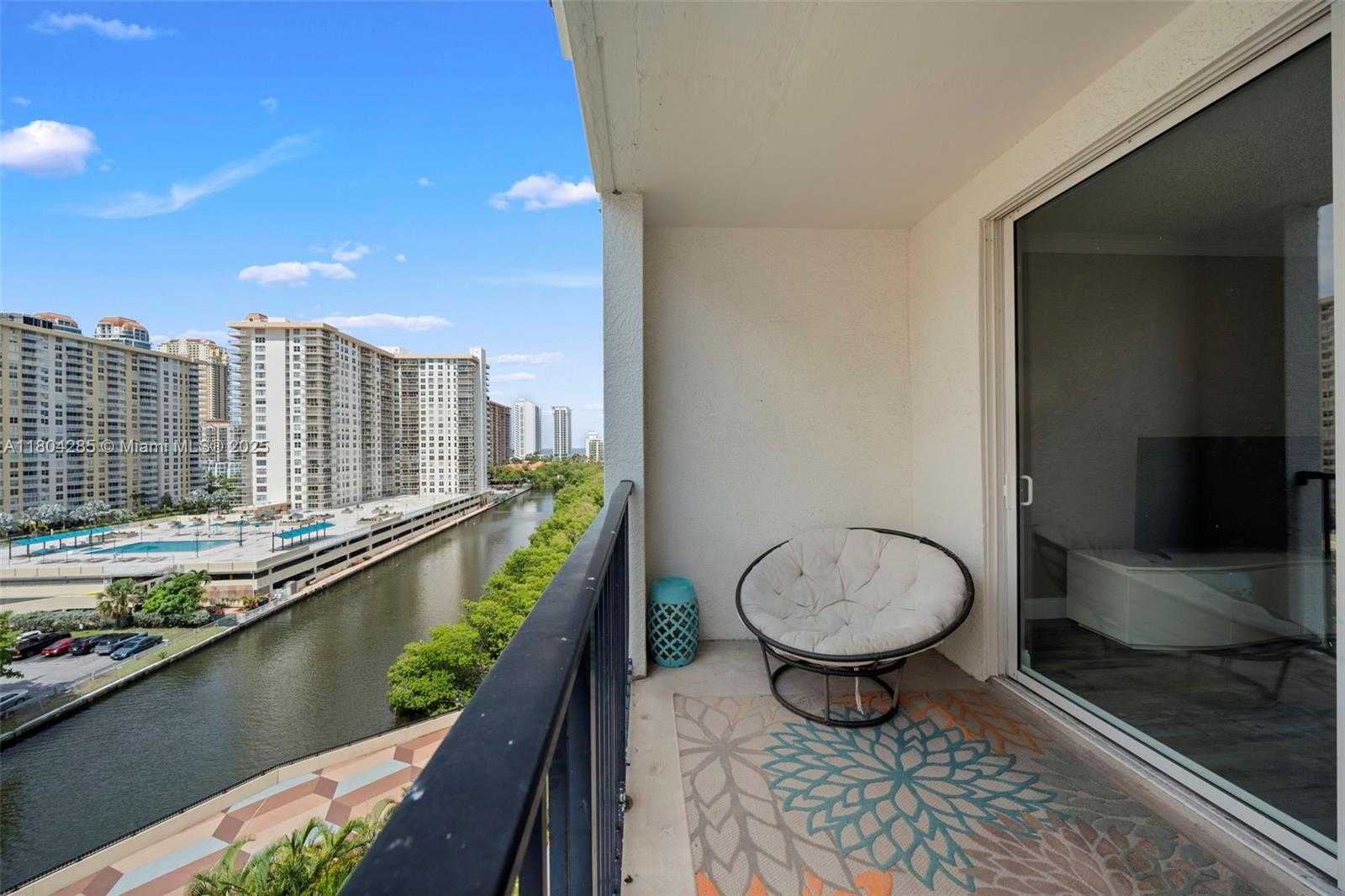 Small Image of 17150 NORTH BAY RD #2913, Sunny Isles Beach Number 19