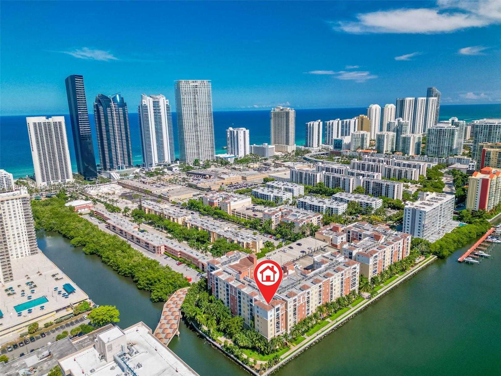 Small Image of 17150 NORTH BAY RD #2913, Sunny Isles Beach Number 2