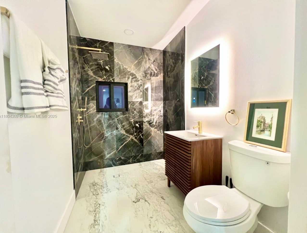 Small Image of 8280 NORTH EAST 1ST PL, Miami Number 5