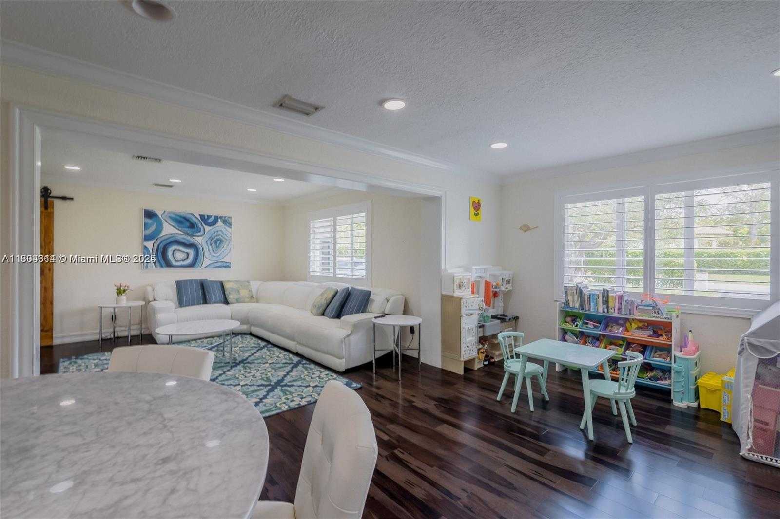 Small Image of 8500 SOUTH WEST 70TH ST, Miami Number 10