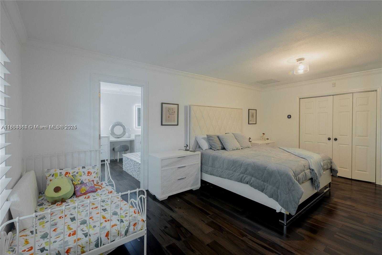 Small Image of 8500 SOUTH WEST 70TH ST, Miami Number 21