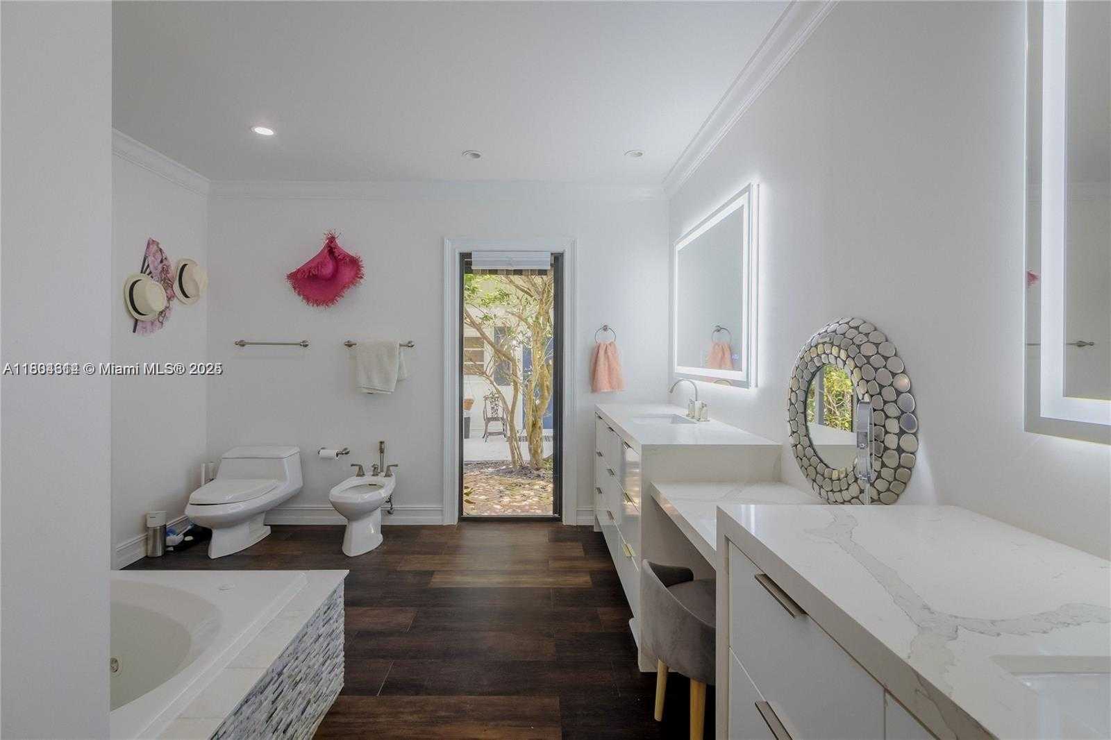 Small Image of 8500 SOUTH WEST 70TH ST, Miami Number 23