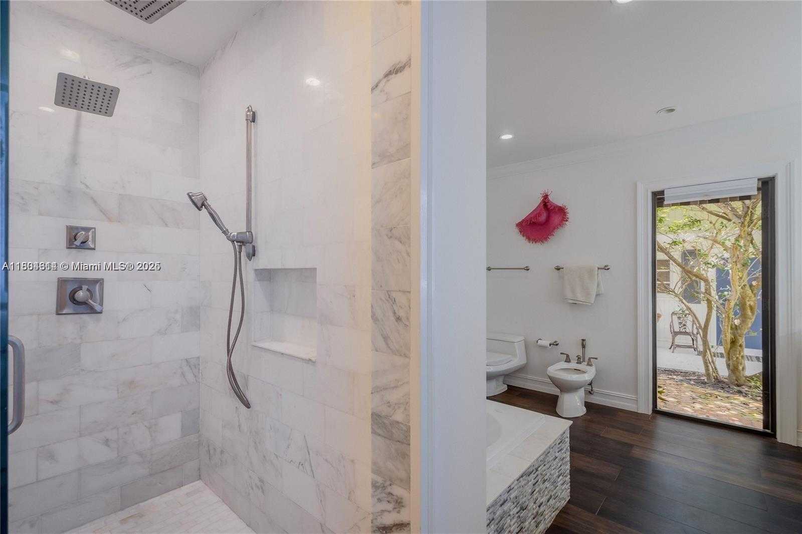 Small Image of 8500 SOUTH WEST 70TH ST, Miami Number 25
