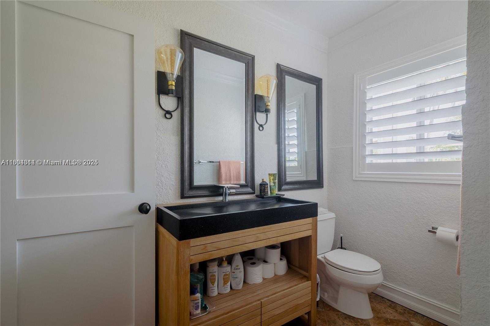 Small Image of 8500 SOUTH WEST 70TH ST, Miami Number 36