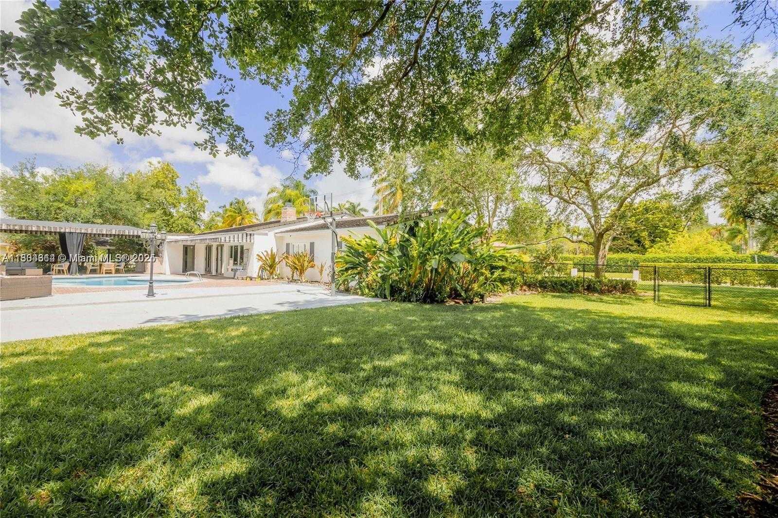 Small Image of 8500 SOUTH WEST 70TH ST, Miami Number 48