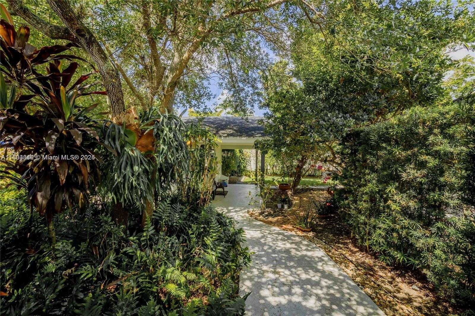 Small Image of 8500 SOUTH WEST 70TH ST, Miami Number 55