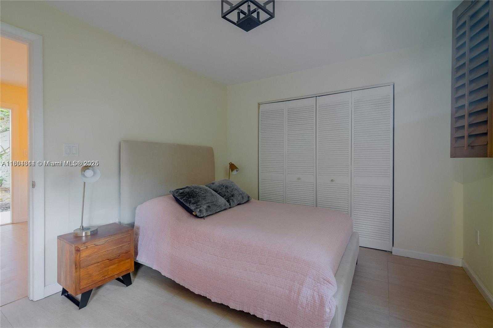 Small Image of 8500 SOUTH WEST 70TH ST, Miami Number 62