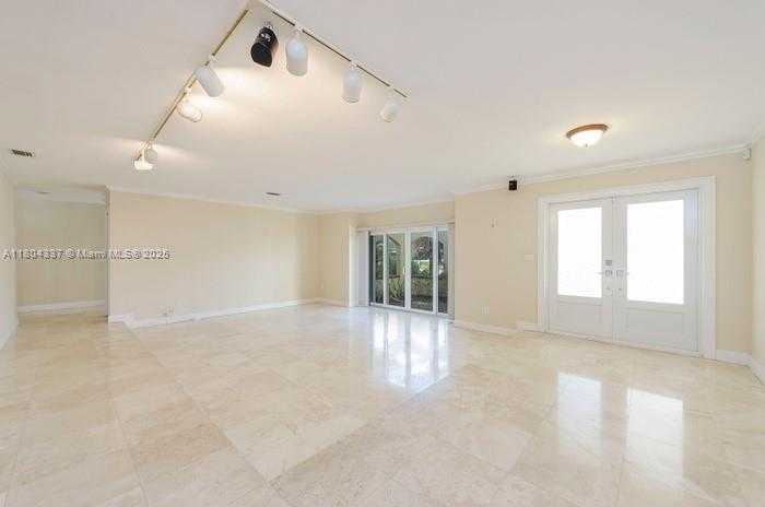 Small Image of 11125 SOUTH WEST 73 CT, Pinecrest Number 3