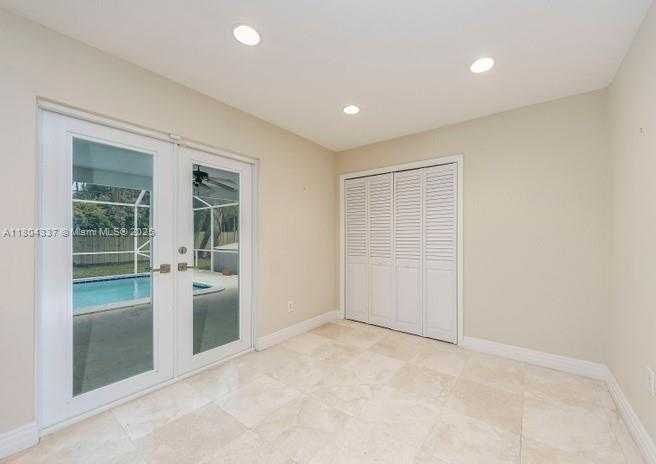 Small Image of 11125 SOUTH WEST 73 CT, Pinecrest Number 7