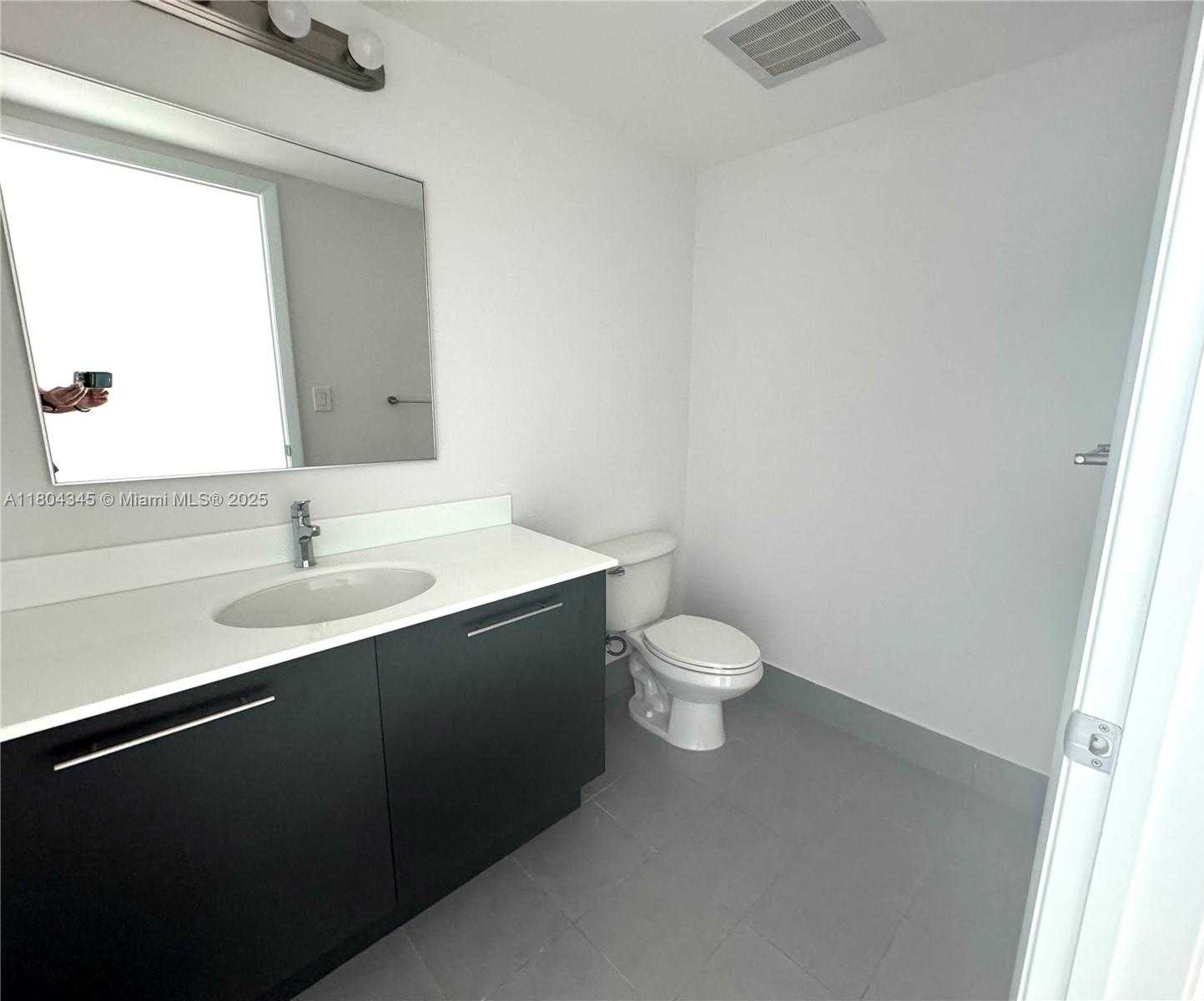 Small Image of 92 SOUTH WEST 3RD ST #1605, Miami Number 10