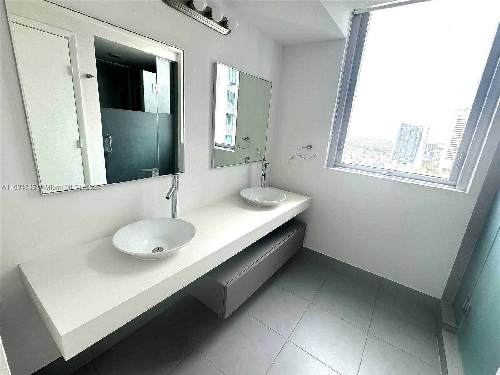 Small Image of 92 SOUTH WEST 3RD ST #1605, Miami Number 15