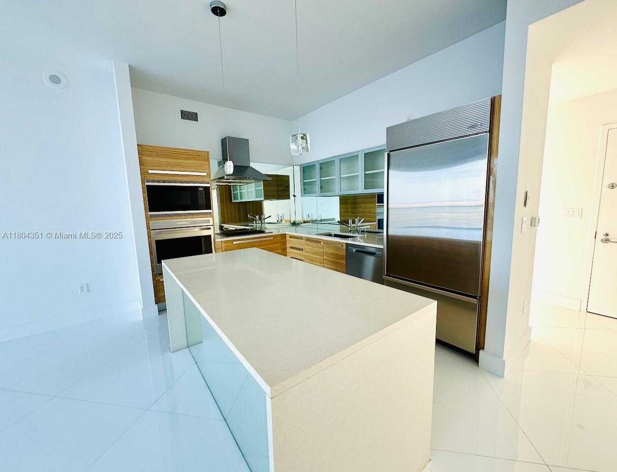 Small Image of 2020 NORTH BAYSHORE DR #3706, Miami Number 10