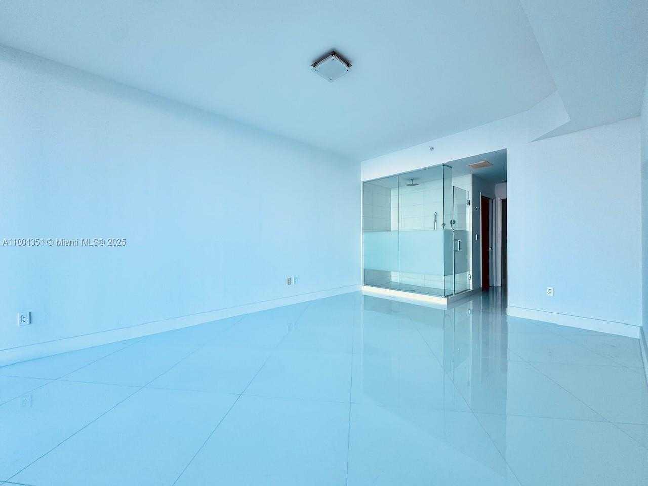 Small Image of 2020 NORTH BAYSHORE DR #3706, Miami Number 12