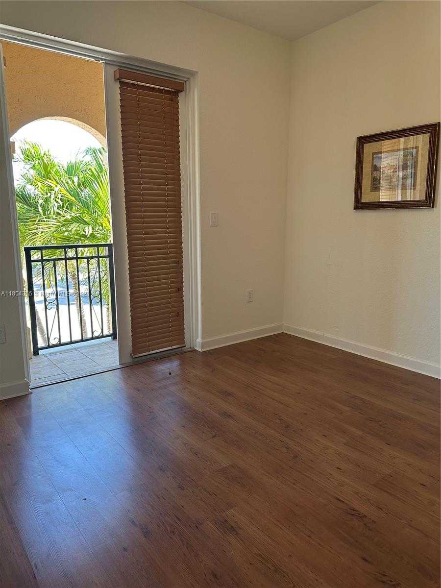 Small Image of 12852 SW 133rd Terrace, Miami, FL 33186, USA Number 14