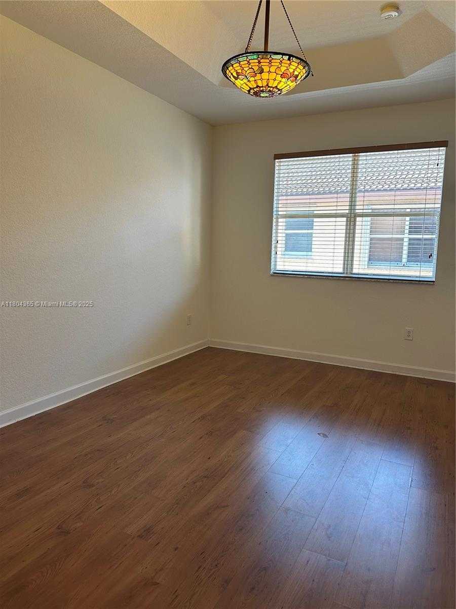 Small Image of 12852 SW 133rd Terrace, Miami, FL 33186, USA Number 16