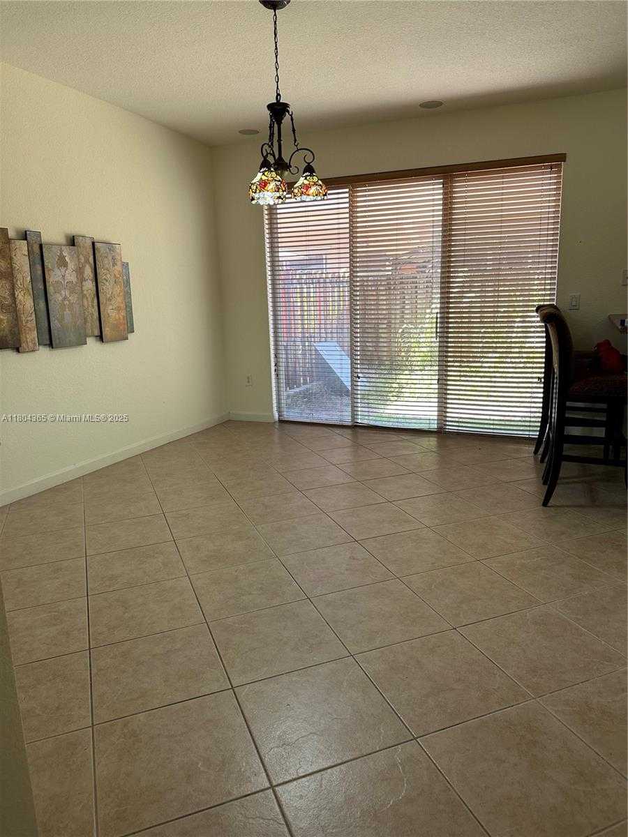 Small Image of 12852 SW 133rd Terrace, Miami, FL 33186, USA Number 5