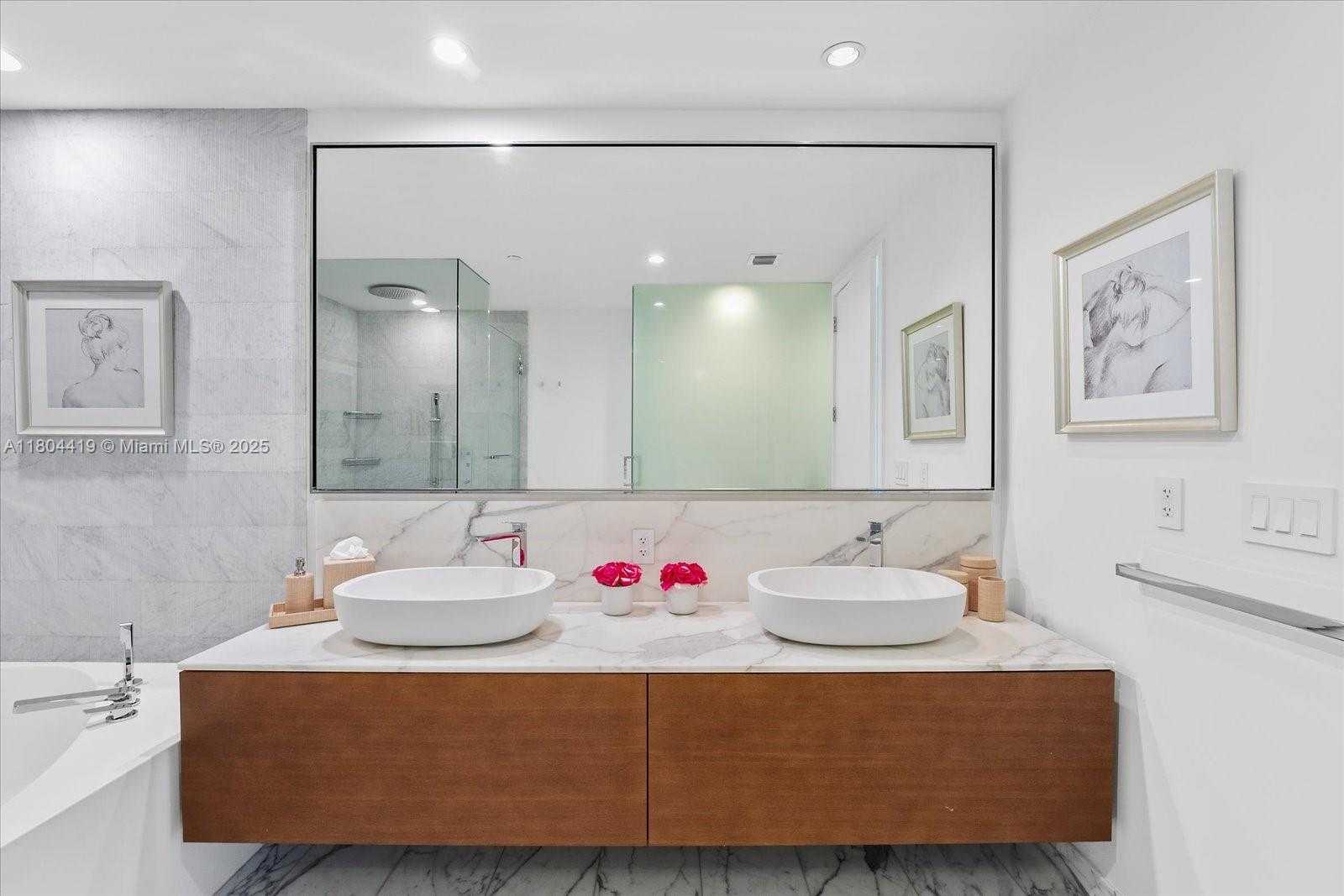 Small Image of 10201 COLLINS AVE #511, Bal Harbour Number 16