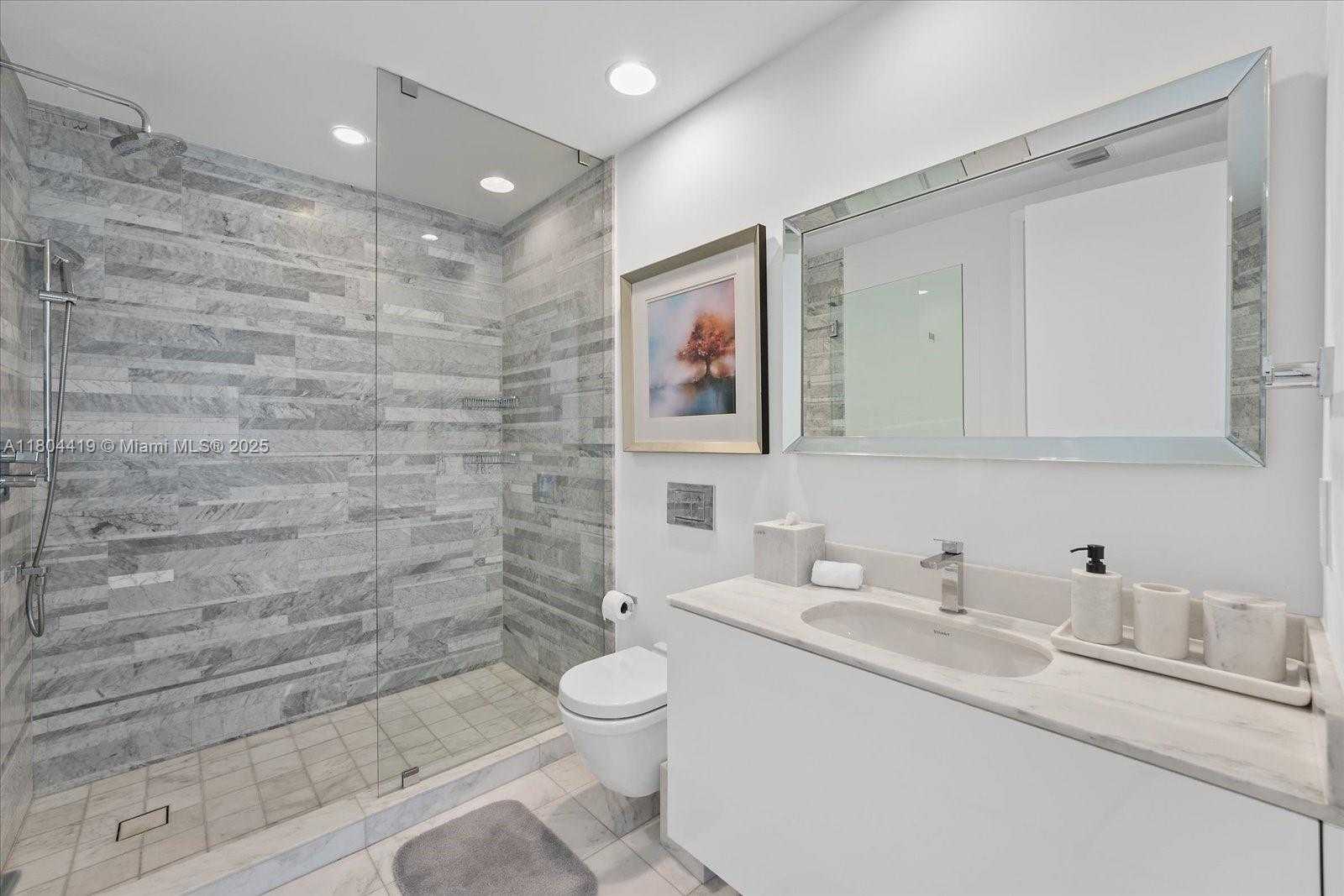 Small Image of 10201 COLLINS AVE #511, Bal Harbour Number 19