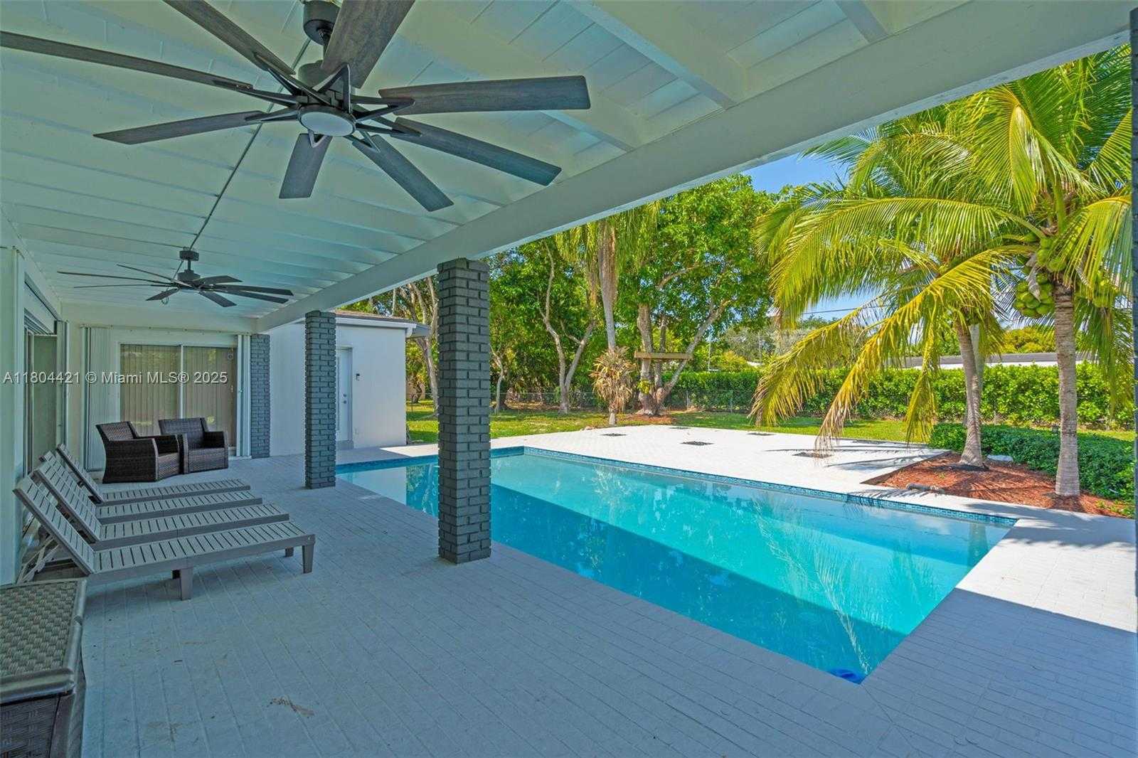 Small Image of 15400 SOUTH WEST 84TH AVE, Palmetto Bay Number 21