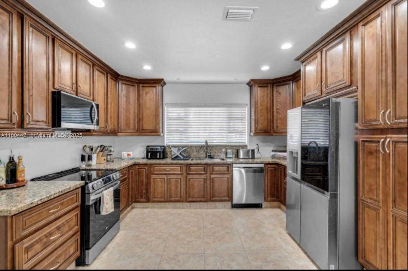 Small Image of 15400 SOUTH WEST 84TH AVE, Palmetto Bay Number 8