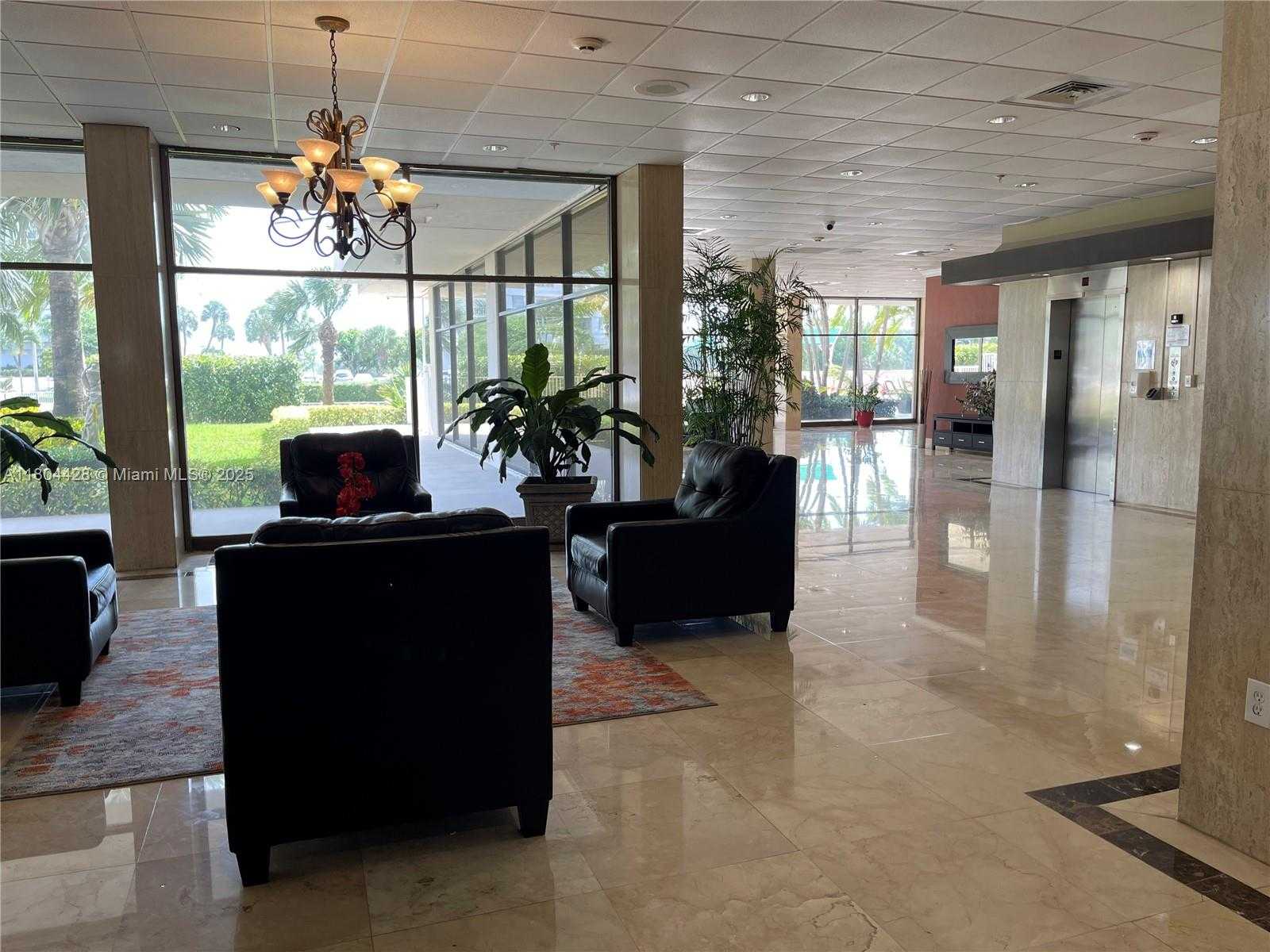 Small Image of 400 KINGS POINT DR #1112, Sunny Isles Beach Number 17