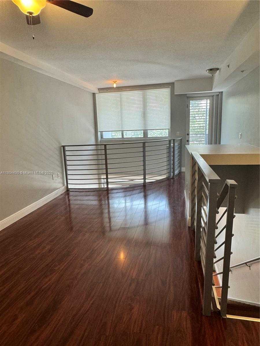 Small Image of 3339 VIRGINIA ST #105, Miami Number 11