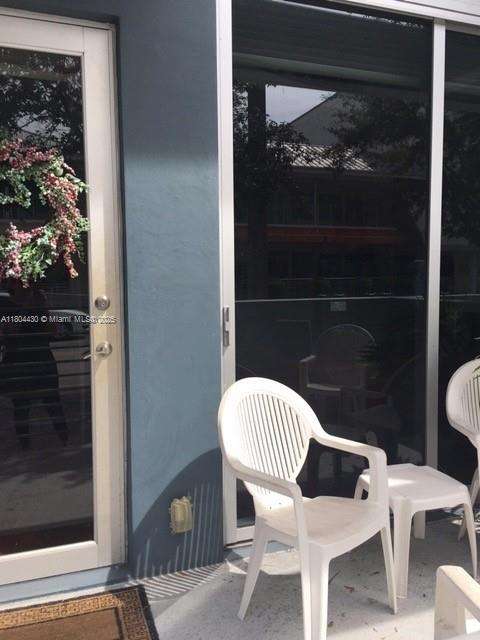 Small Image of 3339 VIRGINIA ST #105, Miami Number 8