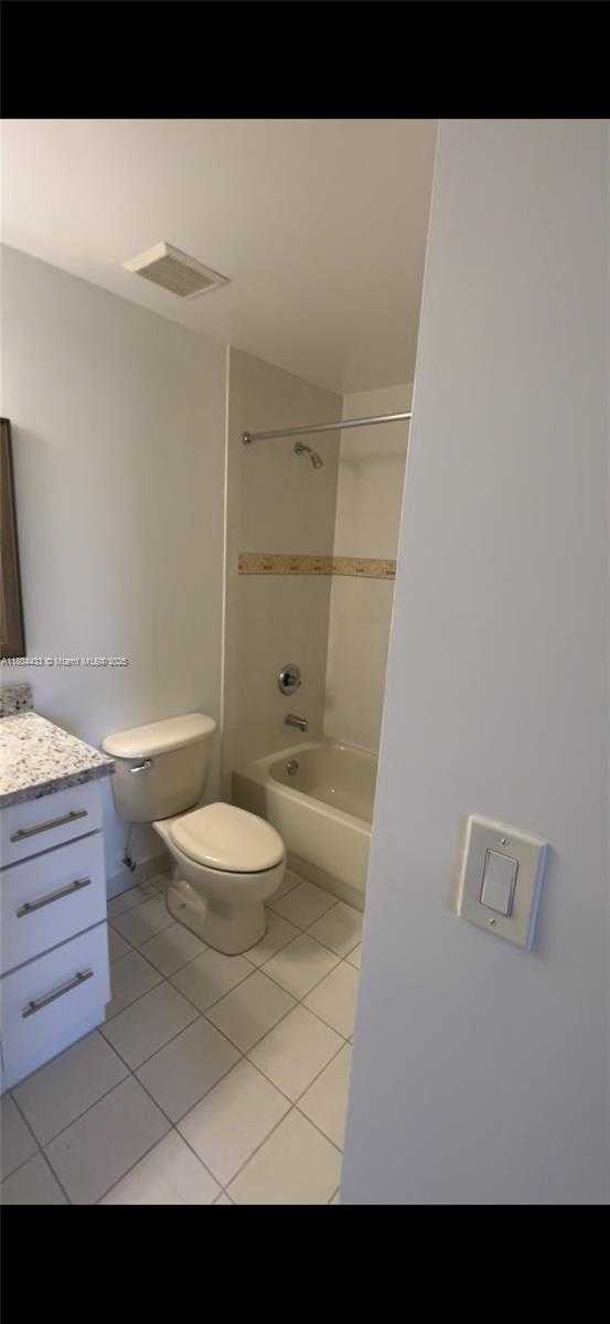 Small Image of 6360 NORTH WEST 114TH AVE #233, Doral Number 8