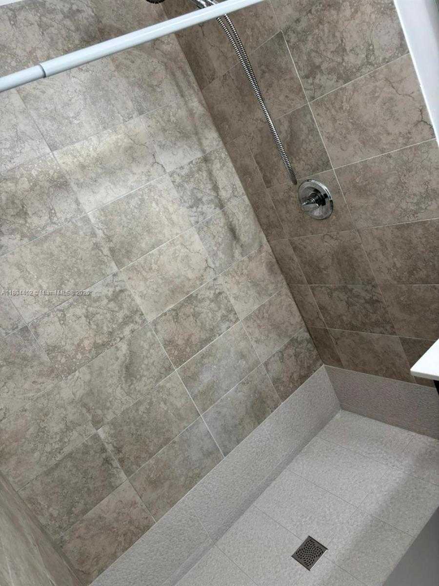 Small Image of 210 NORTH WEST 109TH AVE #205, Miami Number 12