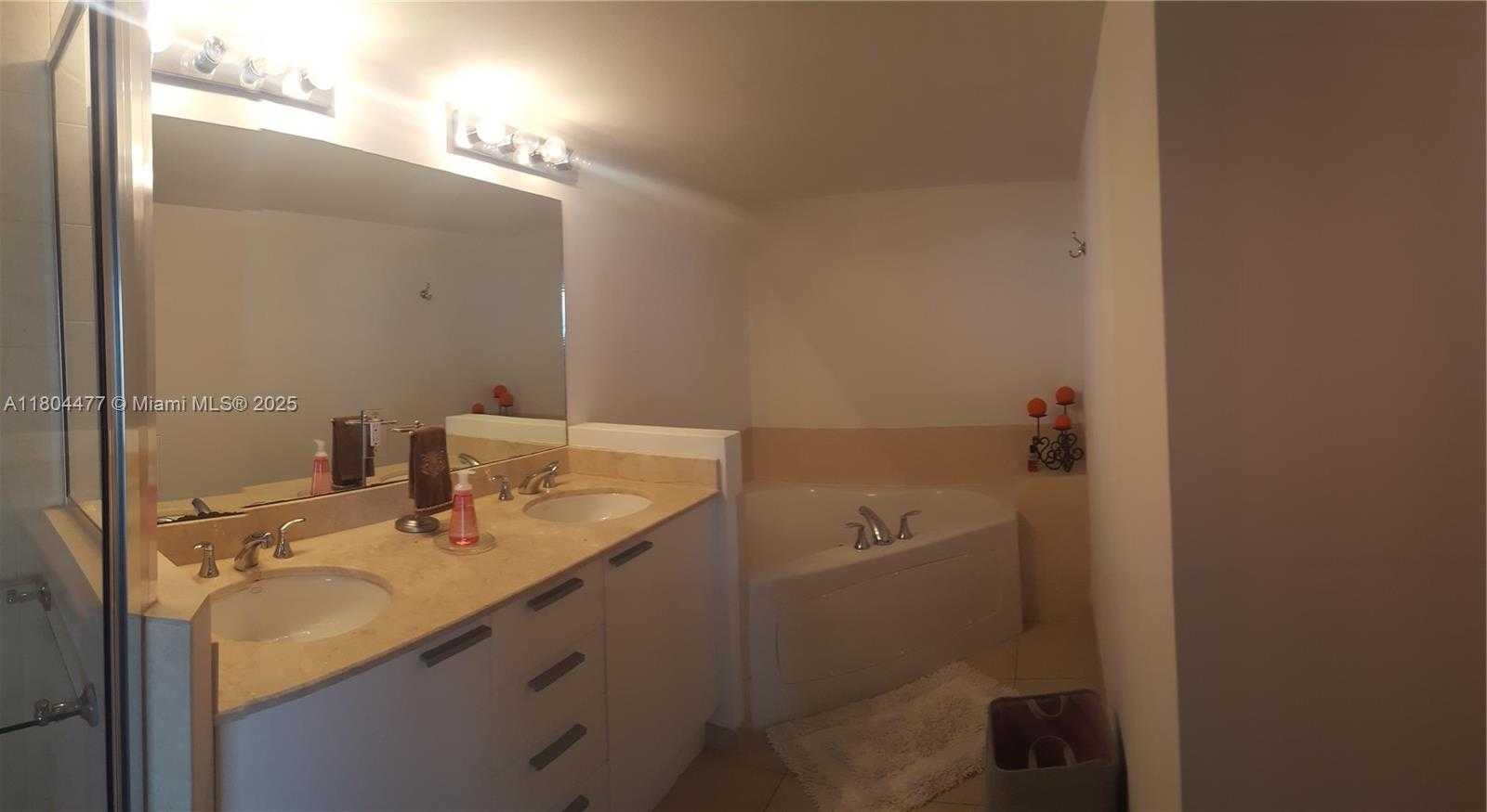 Small Image of 16699 COLLINS AVE #3601, Sunny Isles Beach Number 9