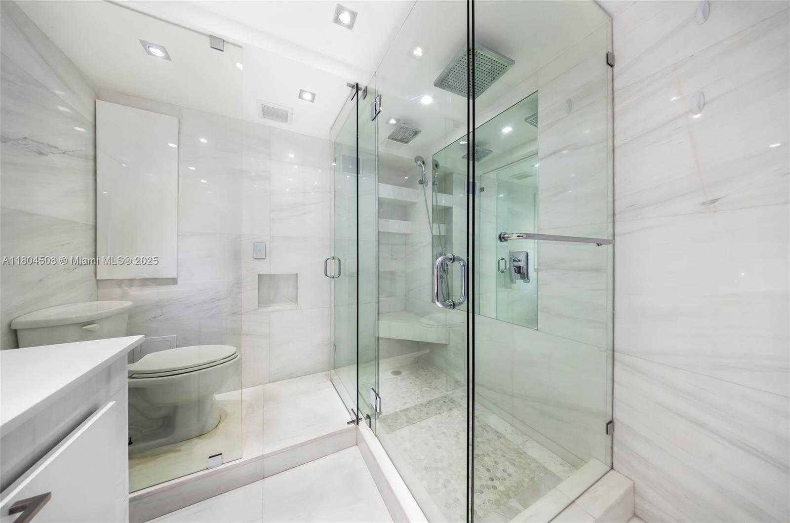 Small Image of 401 OCEAN DR #801, Miami Beach Number 14