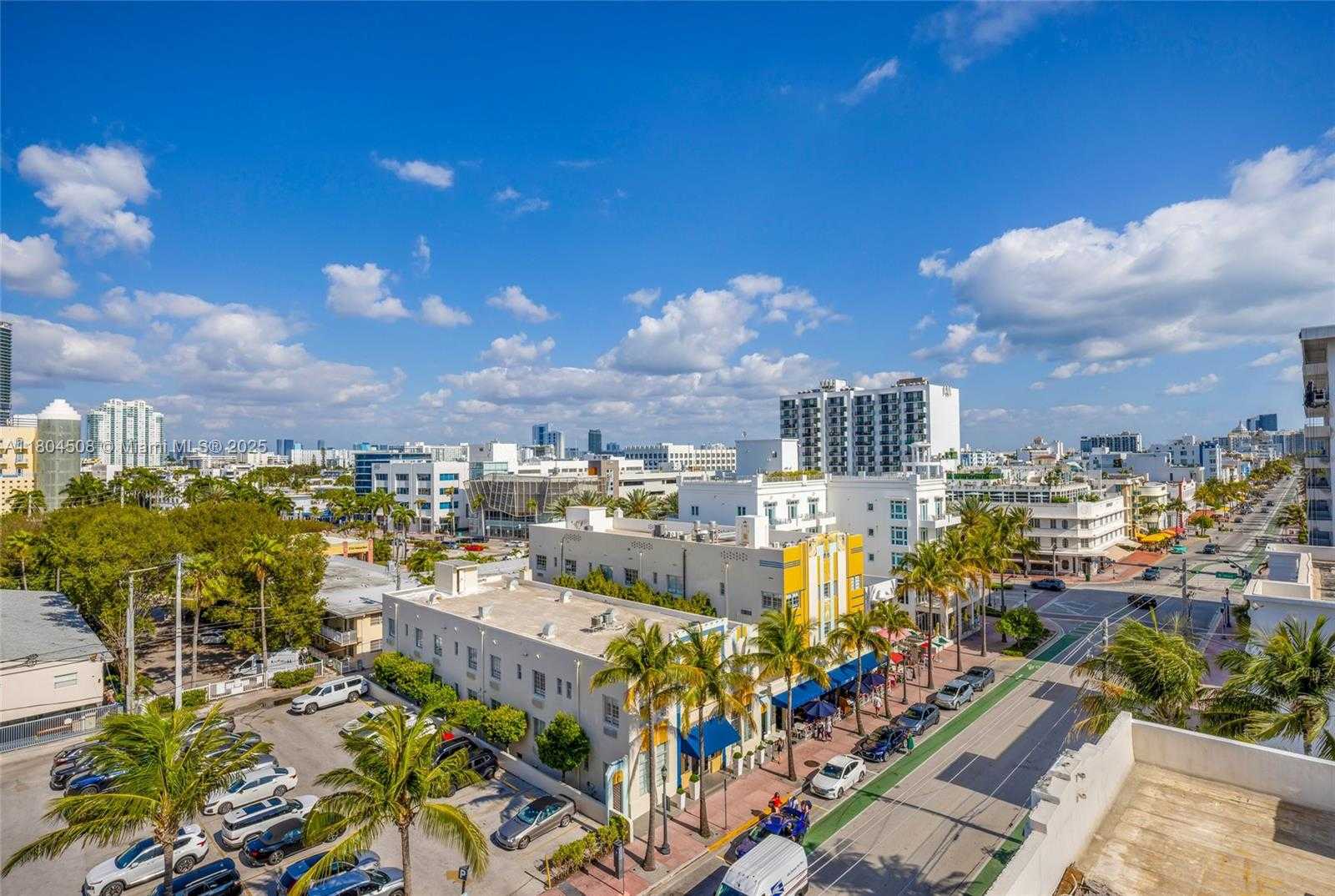 Small Image of 401 OCEAN DR #801, Miami Beach Number 22
