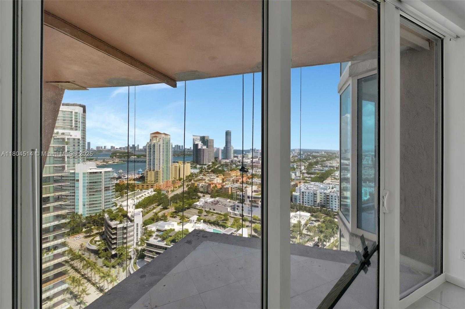 Small Image of 300 SOUTH POINTE DR #2606, Miami Beach Number 17