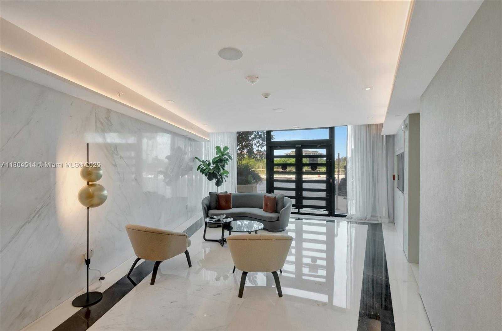 Small Image of 300 SOUTH POINTE DR #2606, Miami Beach Number 45