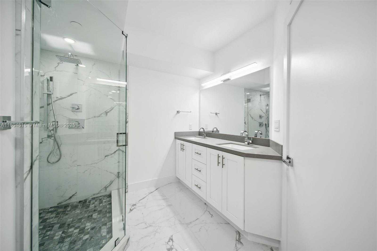 Small Image of 1330 WEST AVE #1713, Miami Beach Number 29
